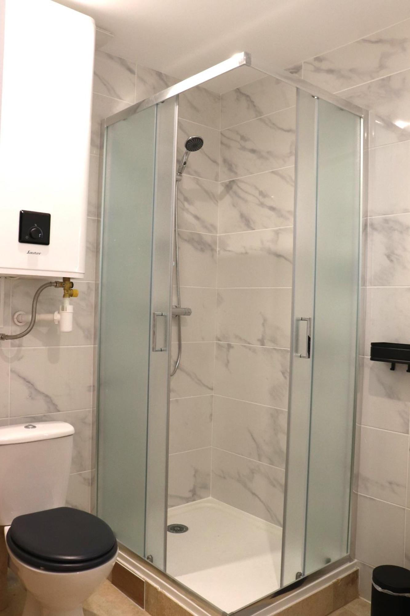 Superbes Appartements Modernes Et Neufs 巴格诺尔斯·苏尔·塞斯 外观 照片